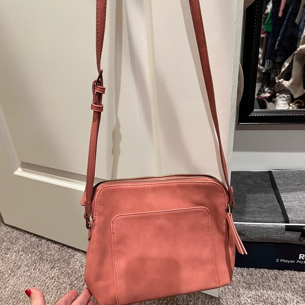 Universal Threads Pink Crossbody